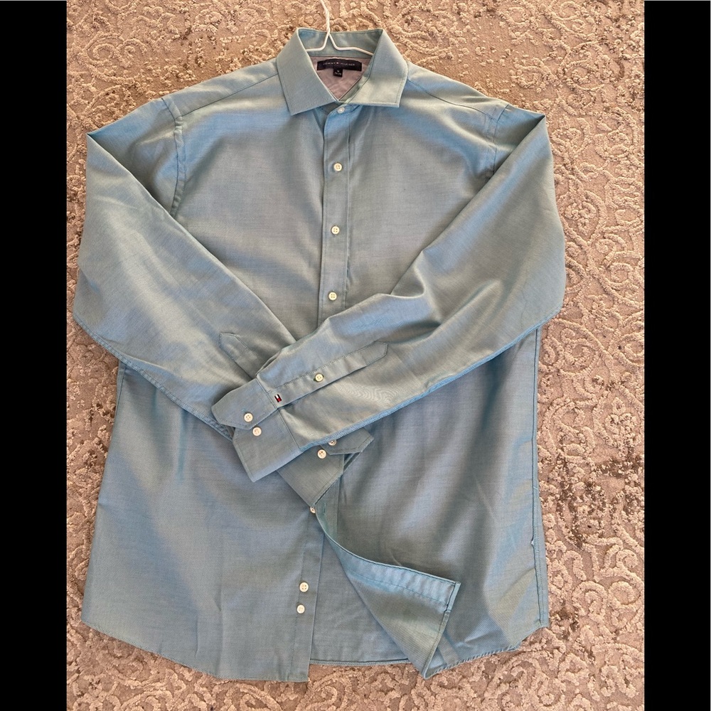 📌SOLD📌Tommy Hilfiger Mens Dress Shirt Regular Fit Buttondown-100% cotton